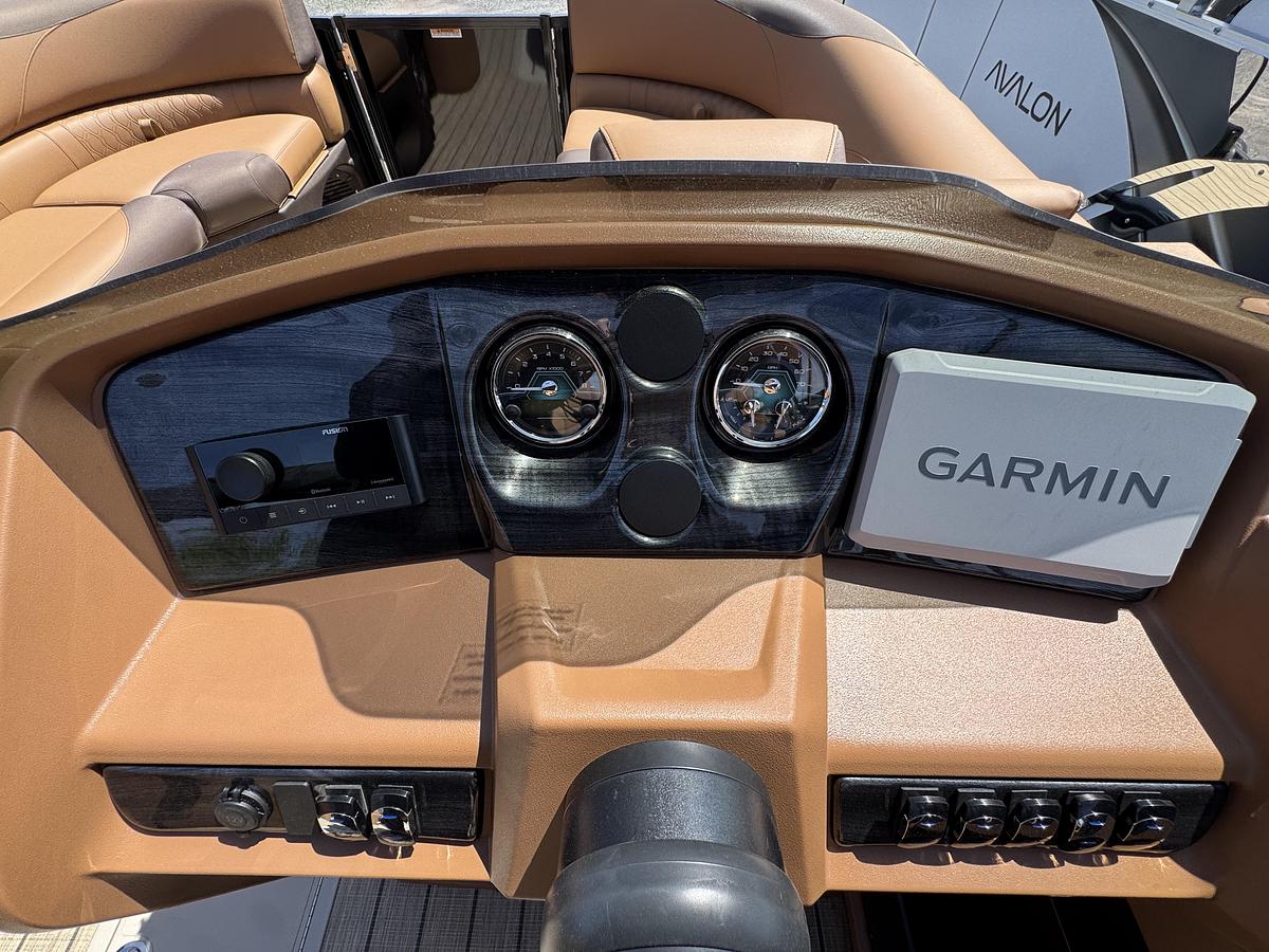 2026 Avalon 25 LSZ QLS