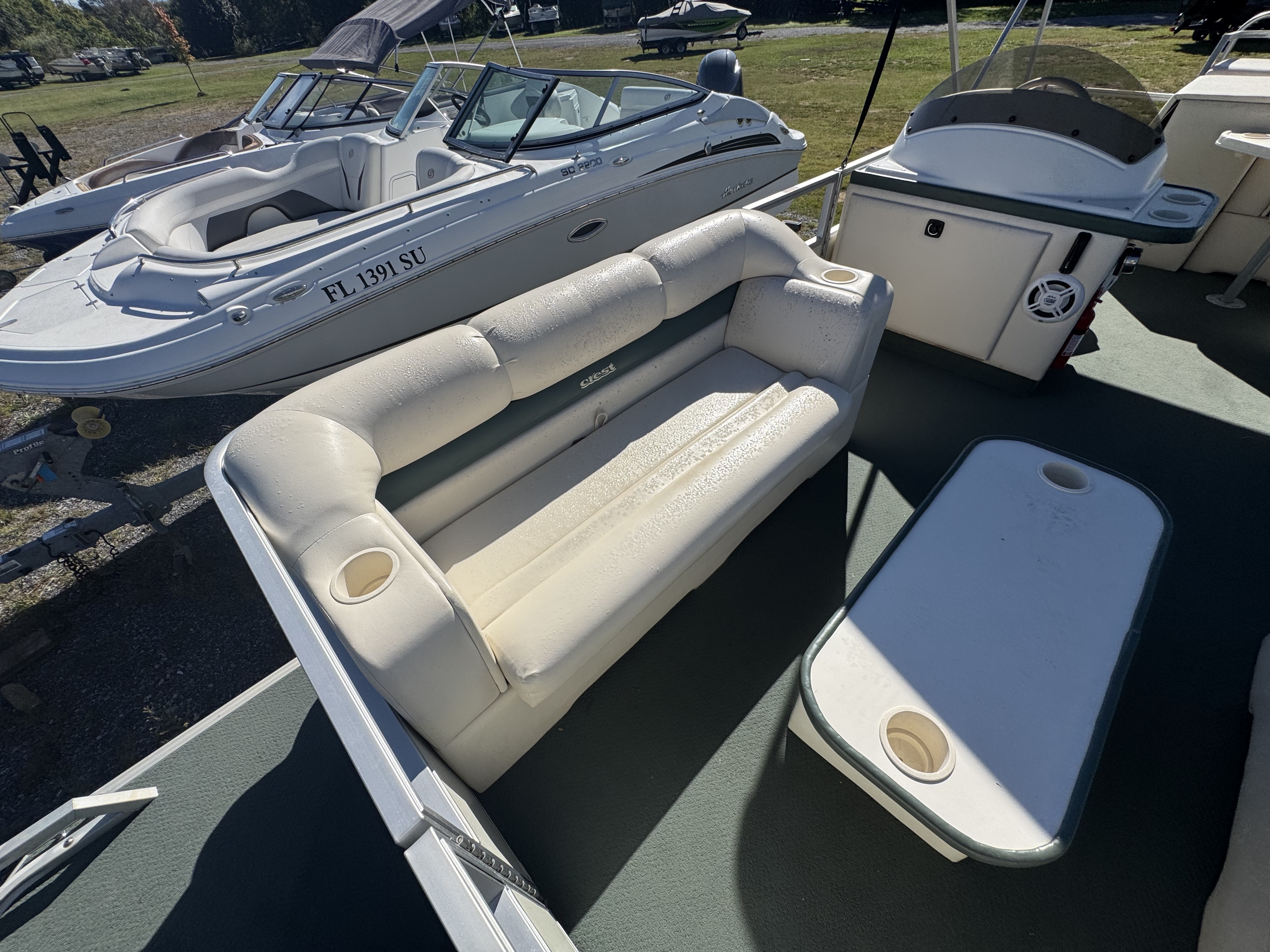 Used 2000 Crest Crest II DL