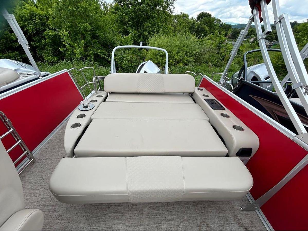 Used 2022 Premier 250 Sunsation RL