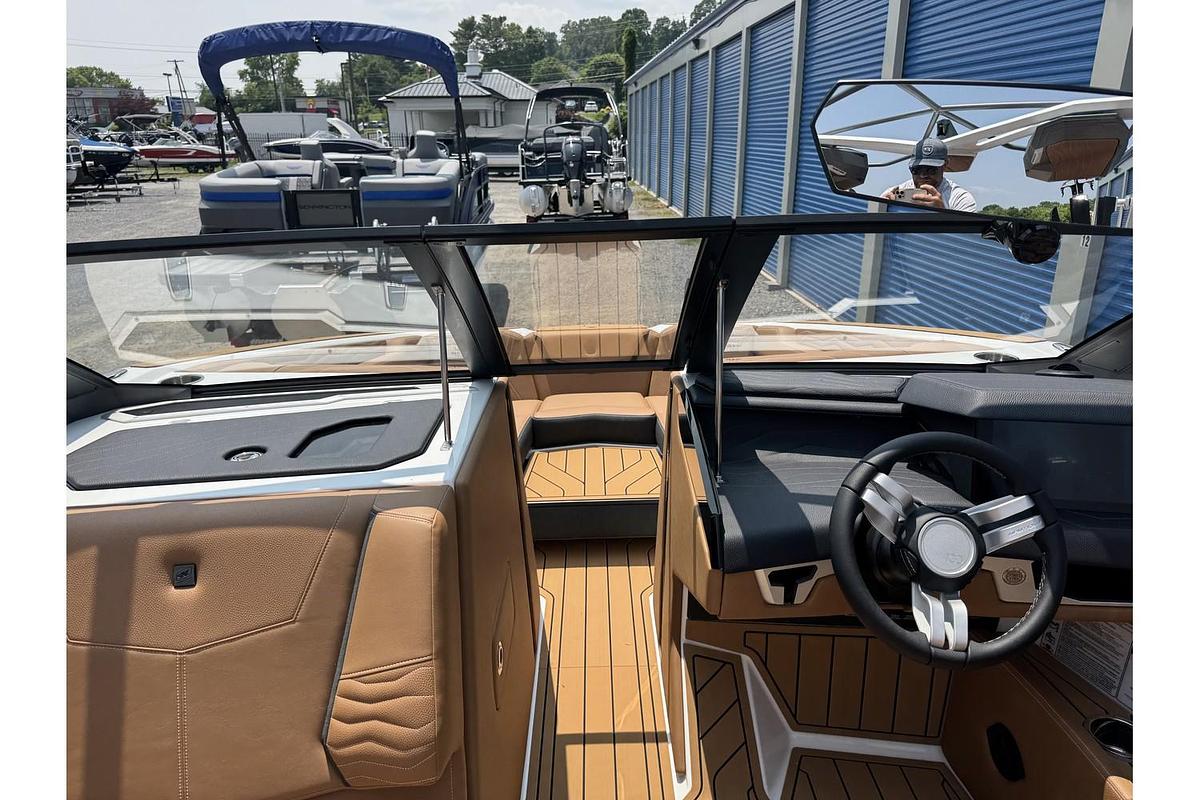 Used 2025 Nautique Super Air G G23