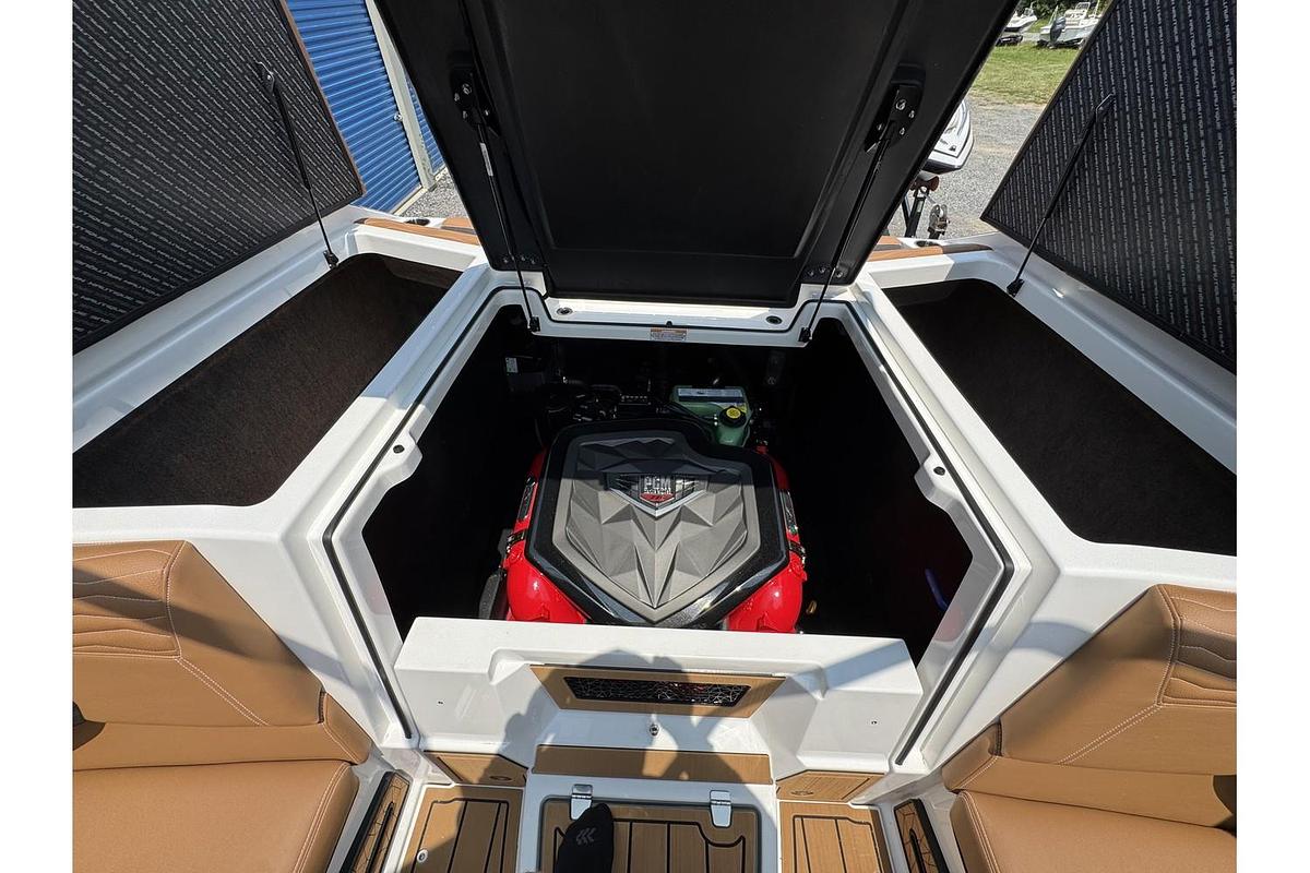 Used 2025 Nautique Super Air G G23