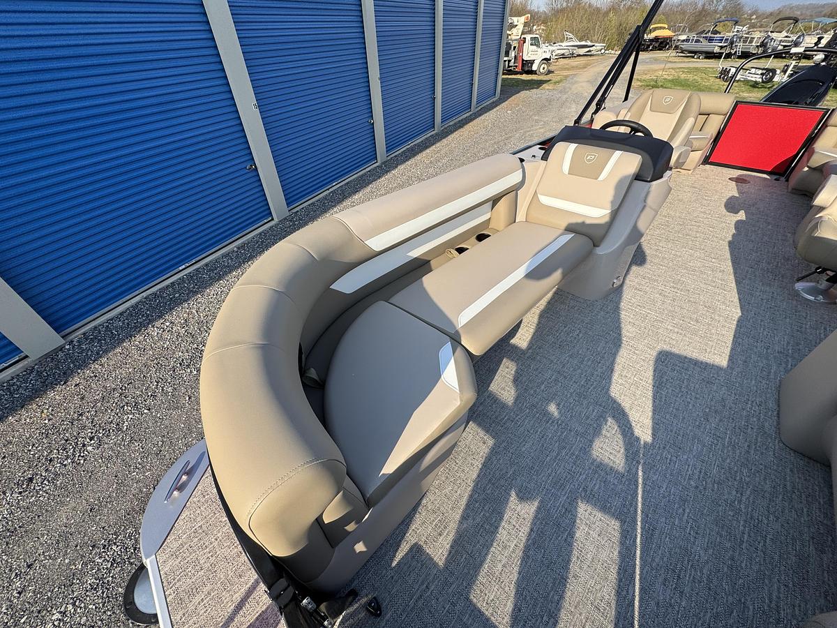 2026 Premier 220 SunScape RF