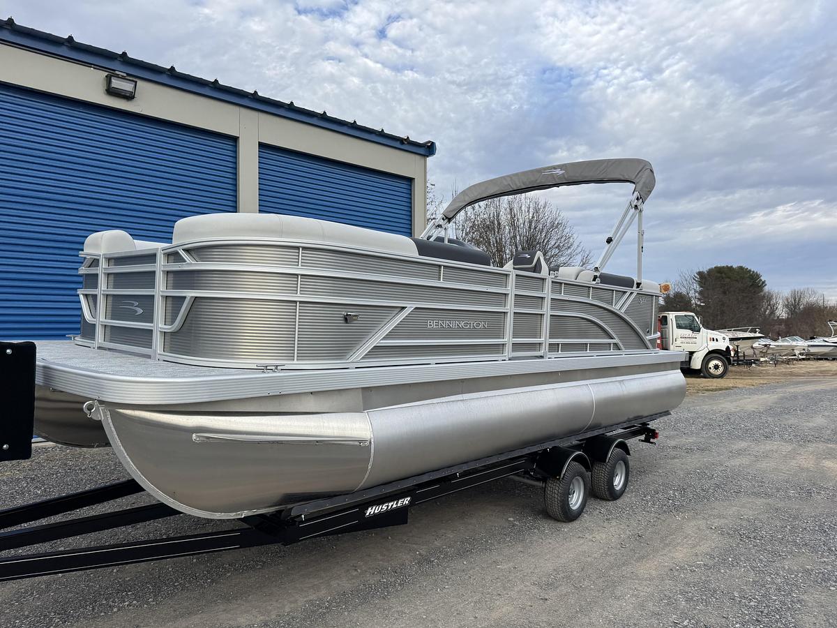 2026 Bennington 22 SSR