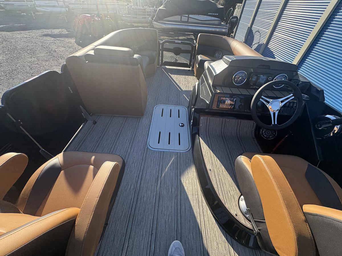 2026 Premier 230 SunSation RL