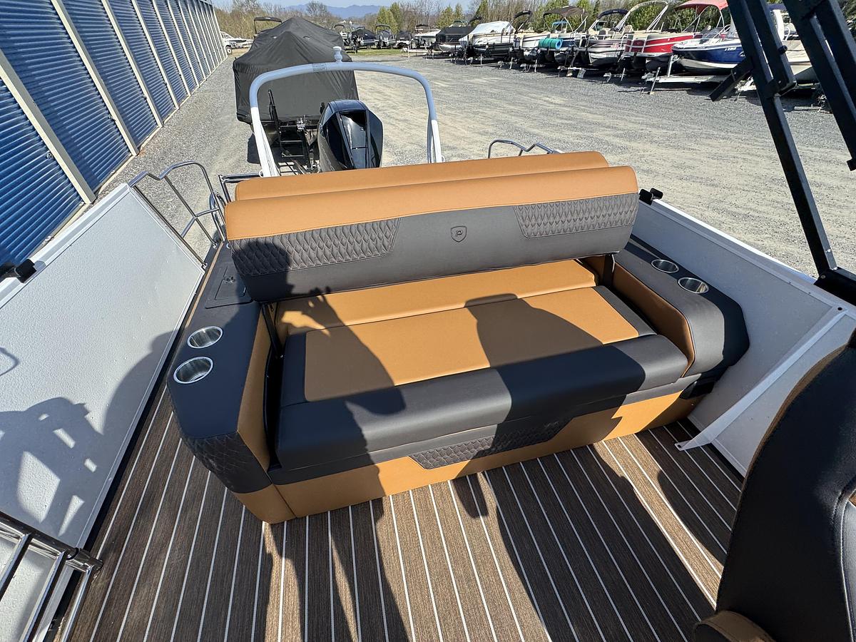 2026 Premier 230 Solaris RL