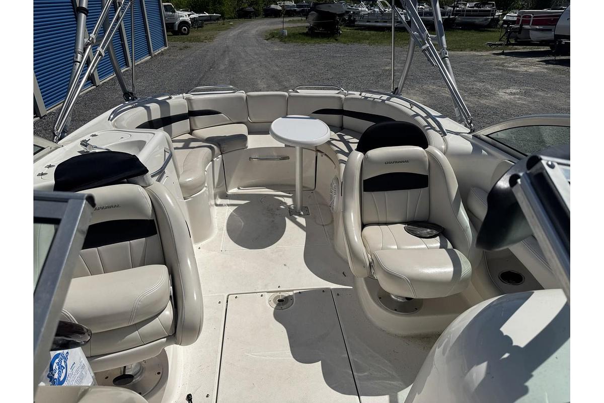 Used 2001 Chaparral Sunesta 263