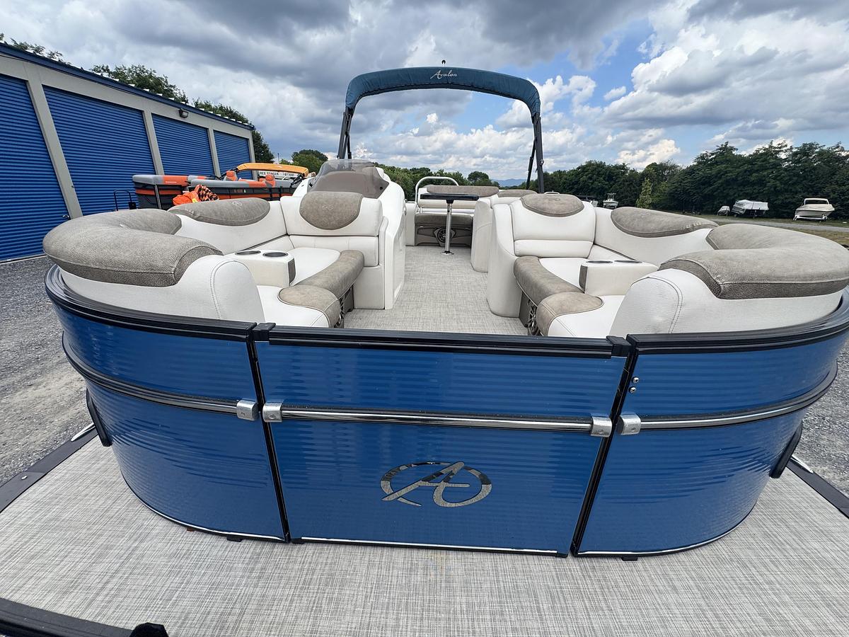 2019 Avalon Catalina 2385 VRB Avalon Catalina 2385 VRB