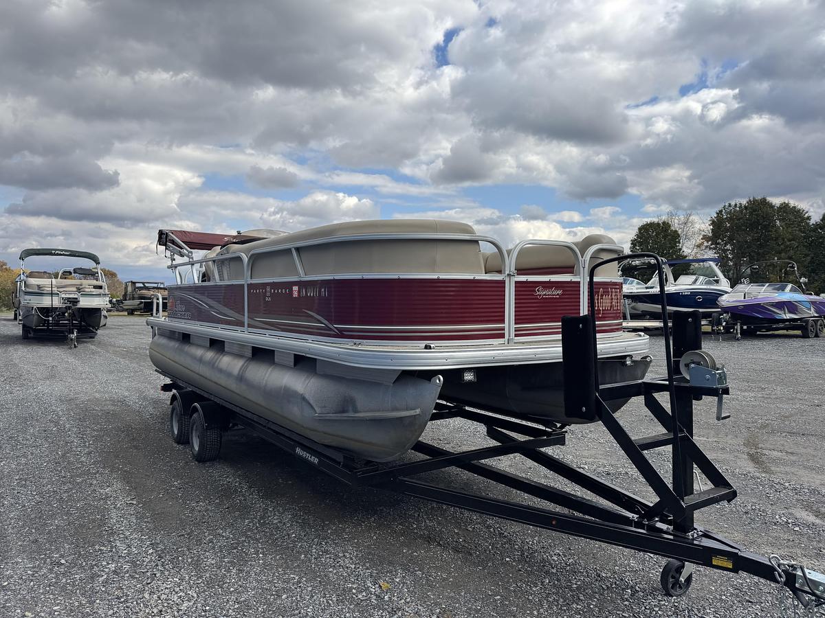 Used 2013 Sun Tracker Party Barge 22 DLX
