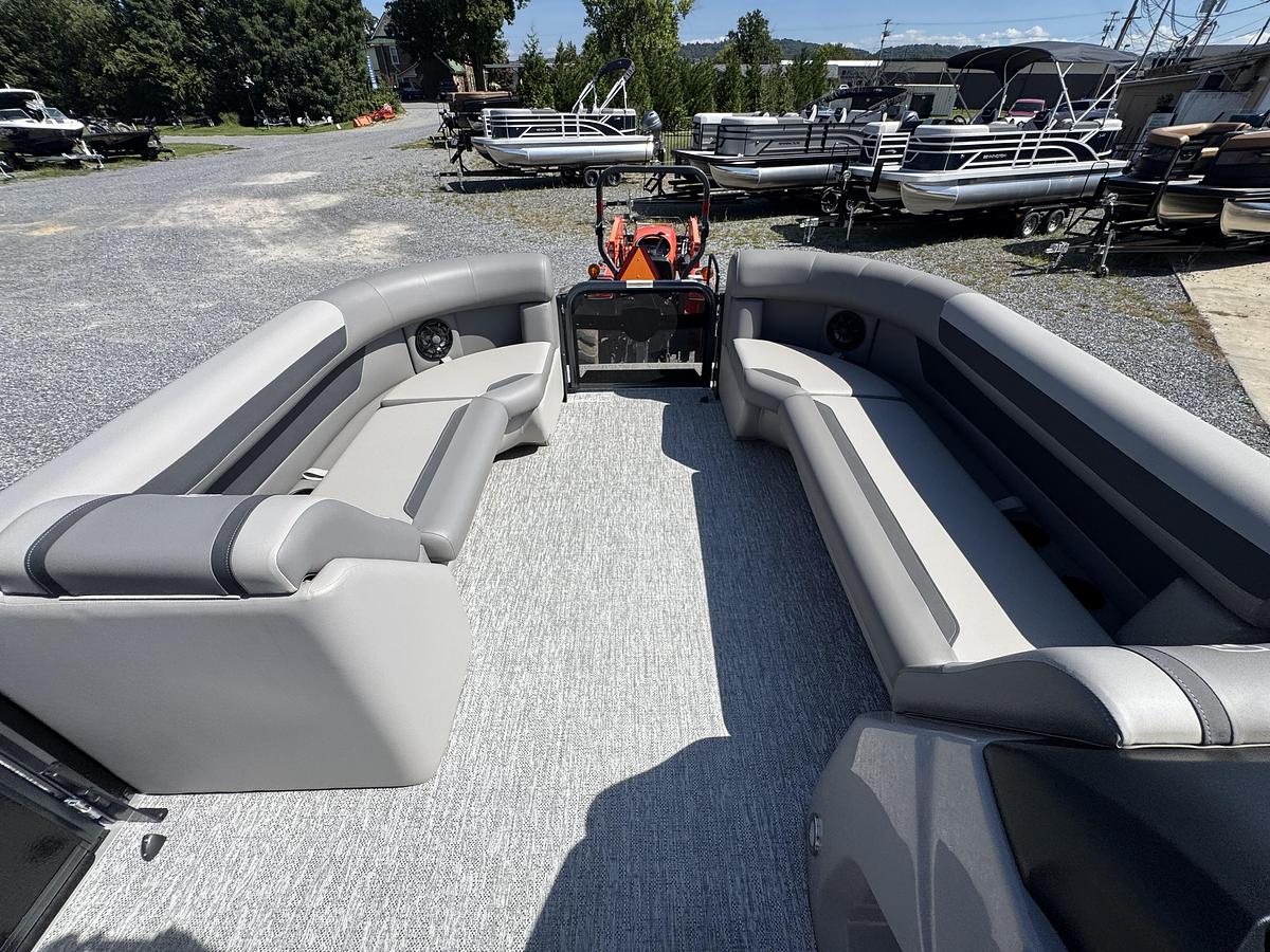 2026 Premier 220 SunScape RL