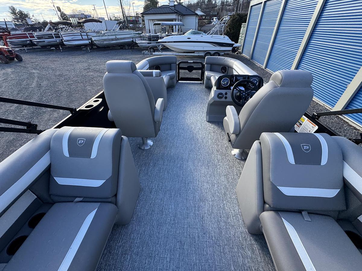 Used 2026 Premier 220 SunScape RF