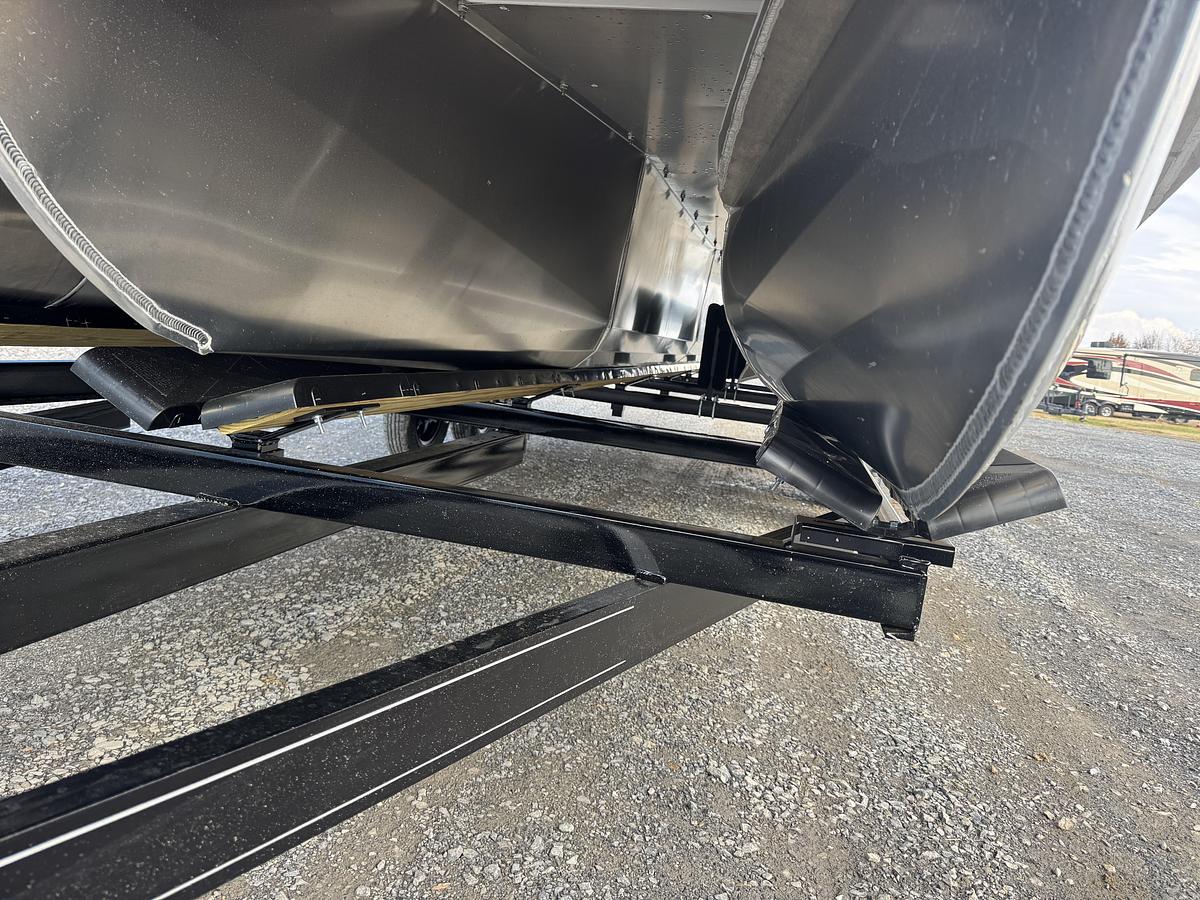 Used 2026 Premier 220 SunScape RE