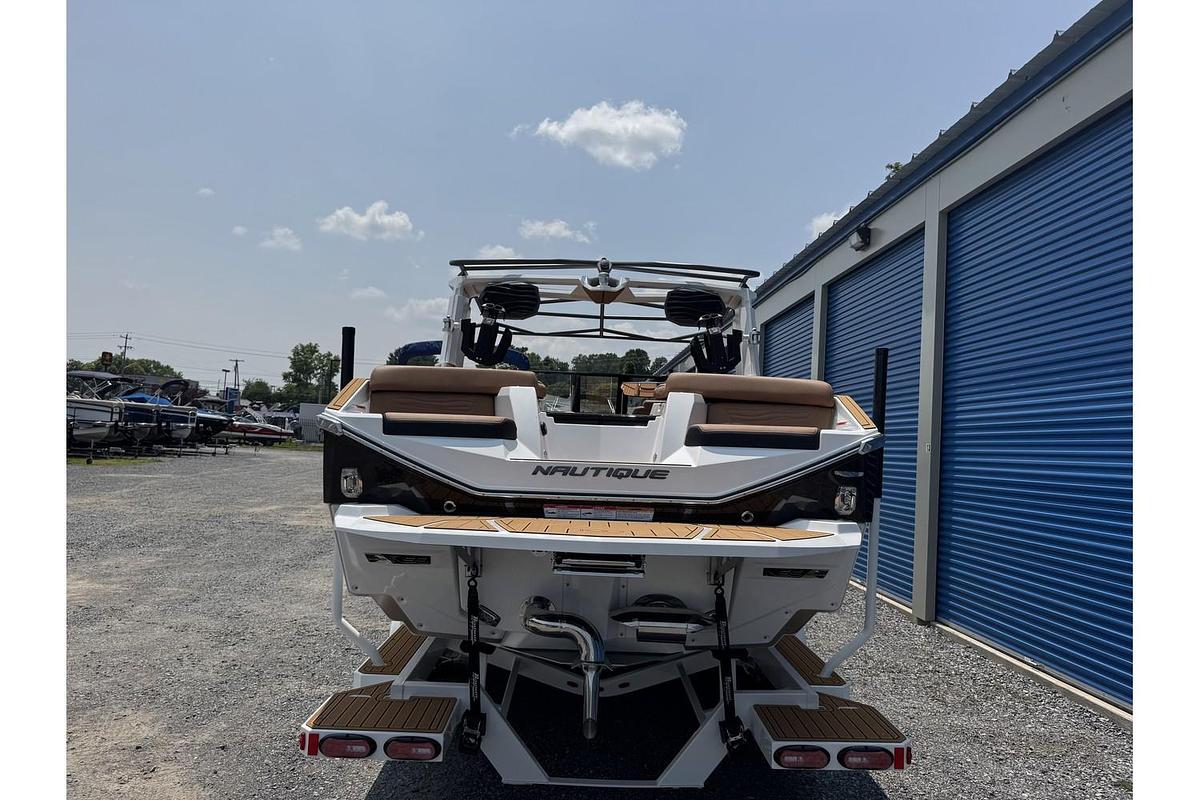 Used 2025 Nautique Super Air G G23