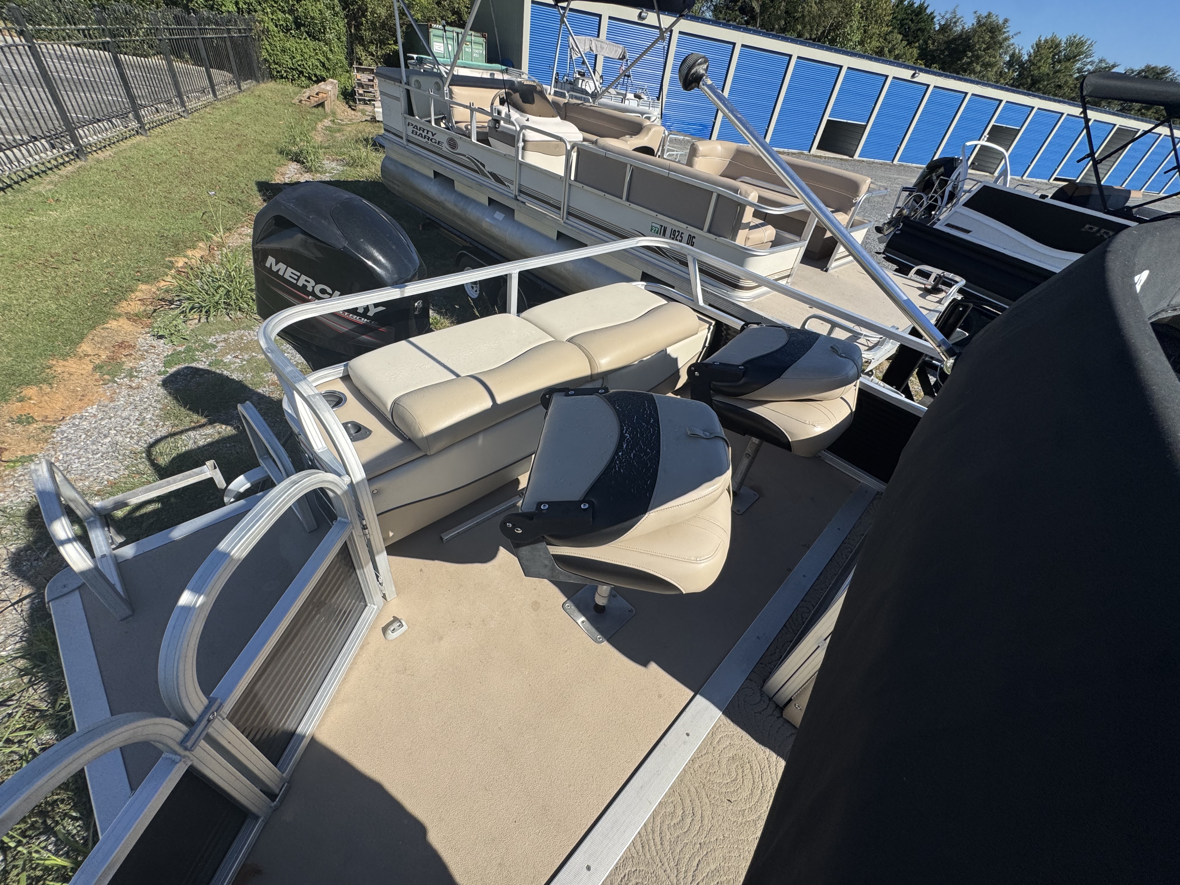 Used 2013 Sun Tracker Fishing Barge 24 DLX