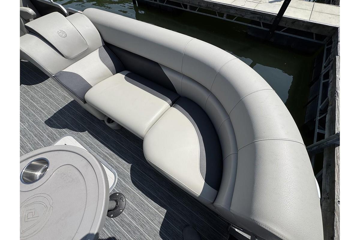 Used 2022 Premier Sunspree RF 230 CL