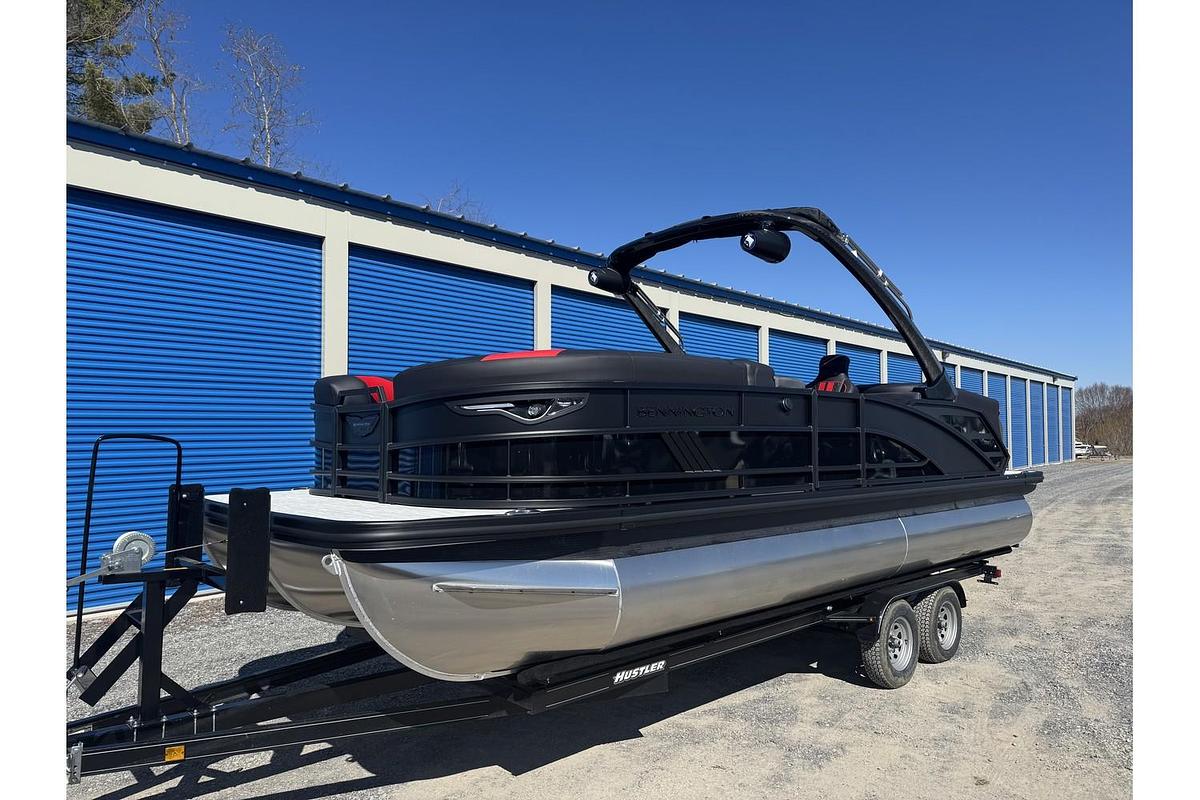 2025 Bennington 24 MFB