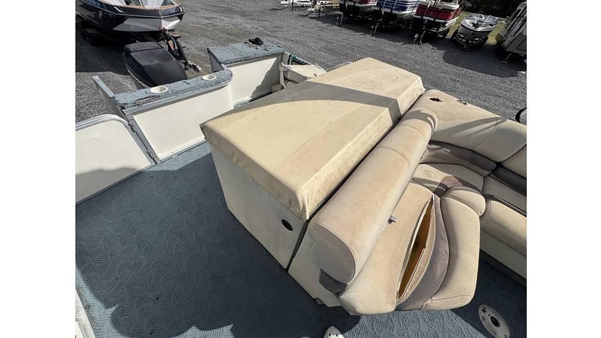 Used 2004 Fisher Freedom 200 Freedom