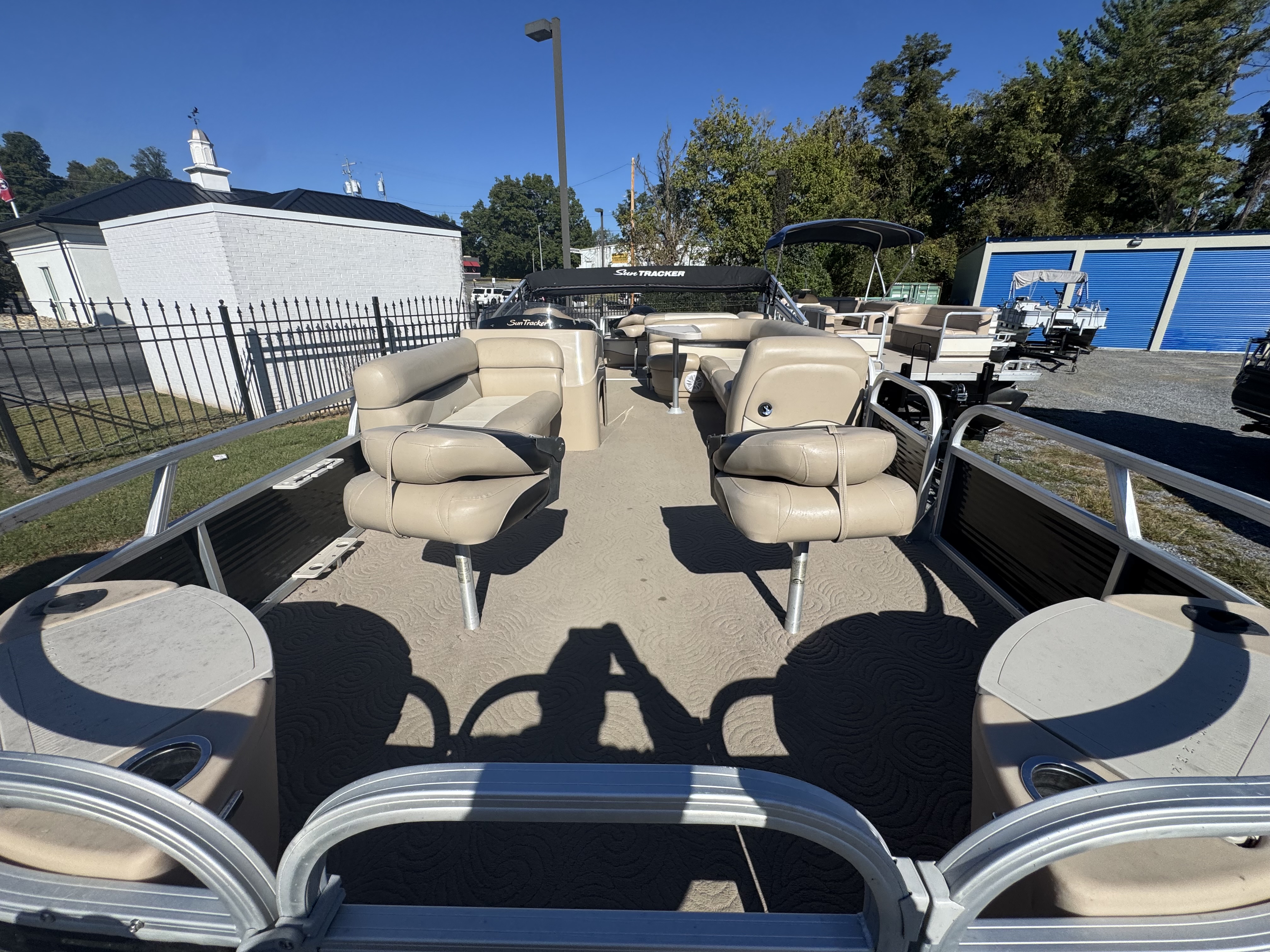 Used 2013 Sun Tracker Fishing Barge 24 DLX