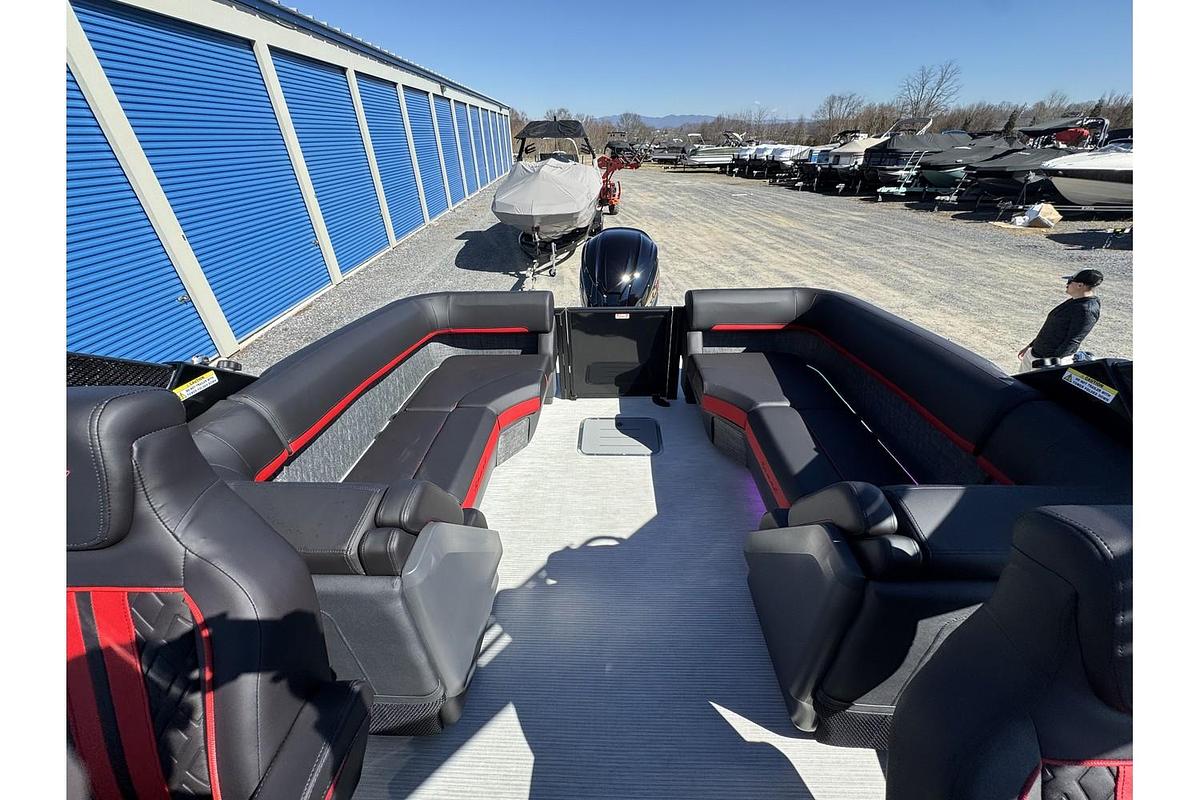 2025 Bennington 24 MFB