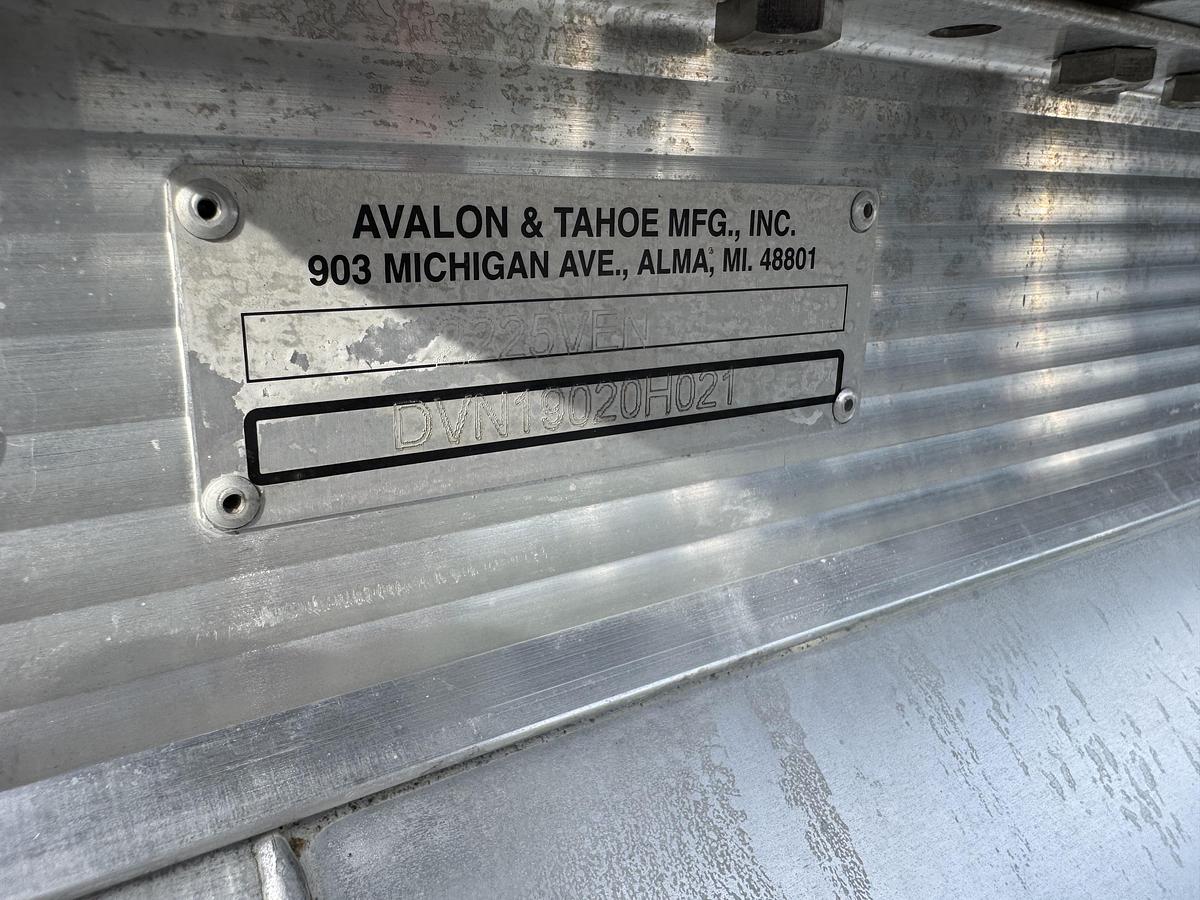 Used 2021 Avalon Venture 2280 QL