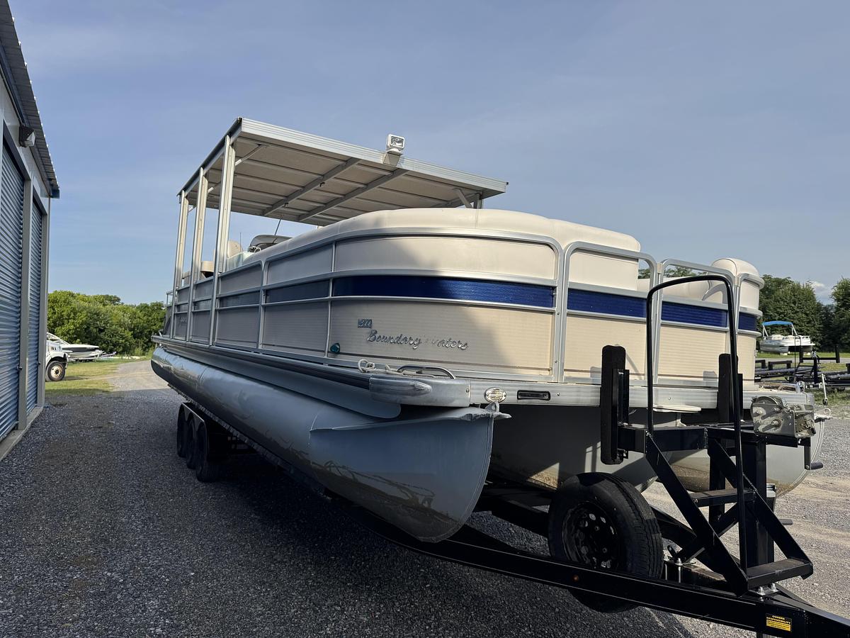 Used 2005 Premier 310 Boundary Waters UD