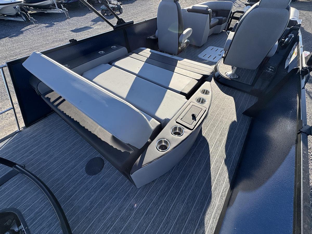 2026 Premier 230 SunSation RL