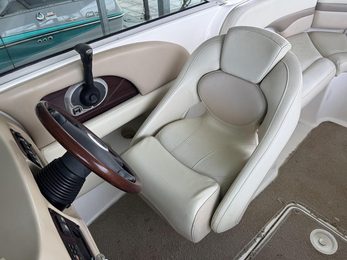 Used 2004 Chaparral 236 Sunesta
