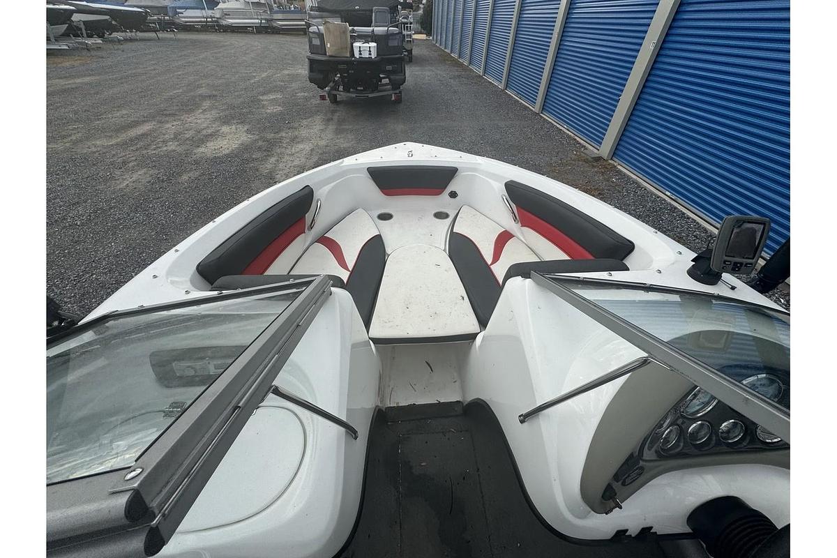 Used 2015 Caravelle 18 EBi