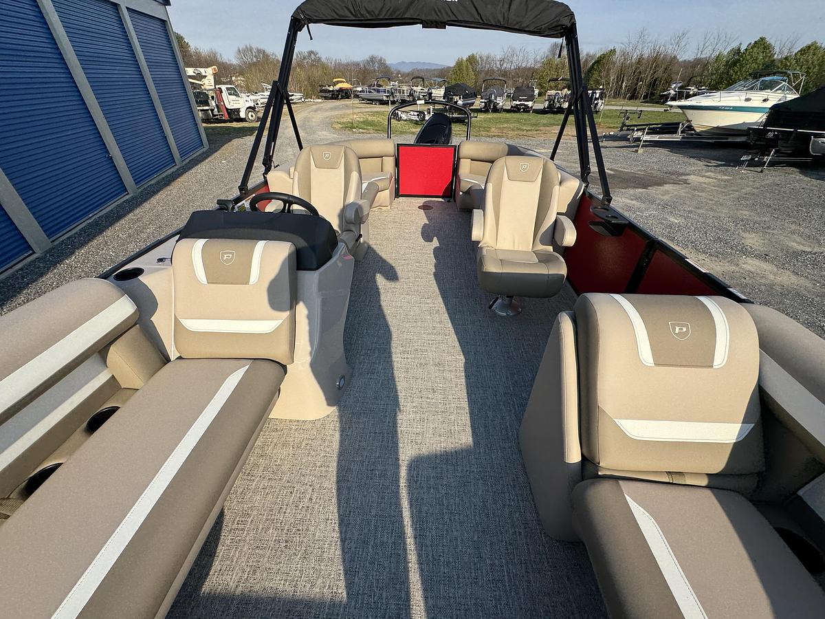 2026 Premier 220 SunScape RF