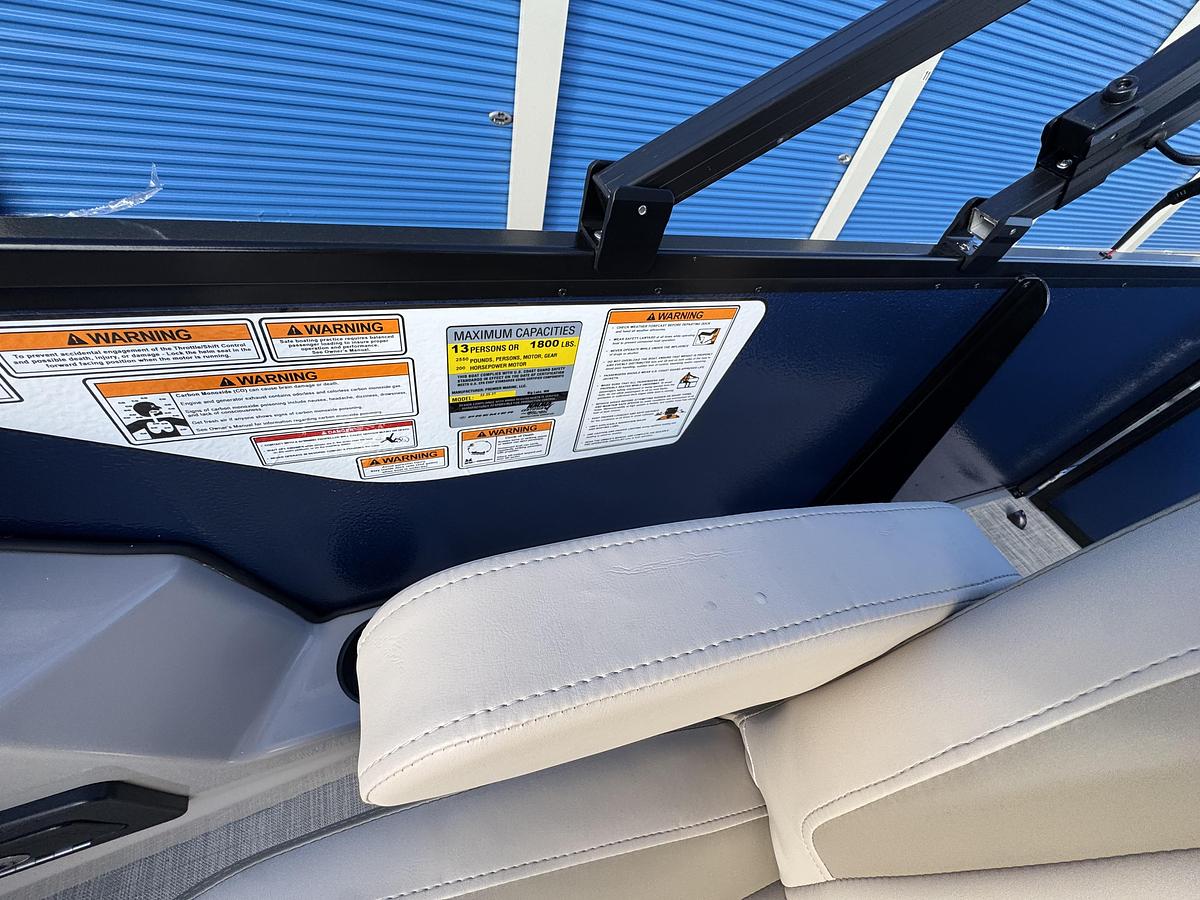 Used 2026 Premier 220 SunScape RL