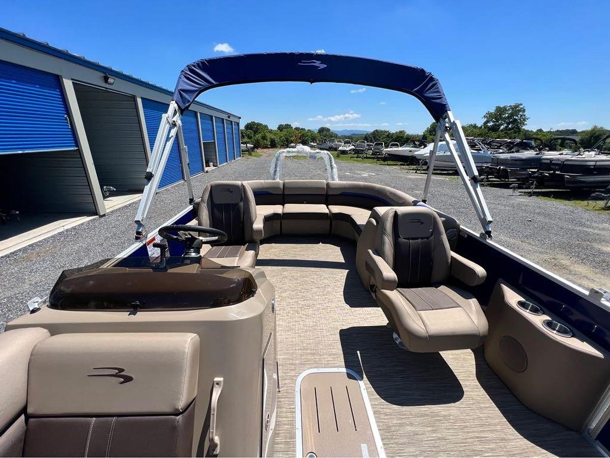 Used 2023 Bennington 21 SXSR
