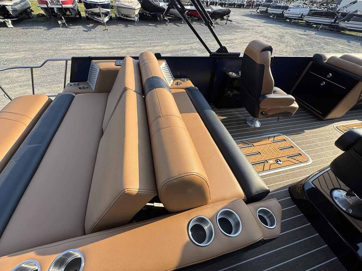 2026 Premier 250 Intrigue RL