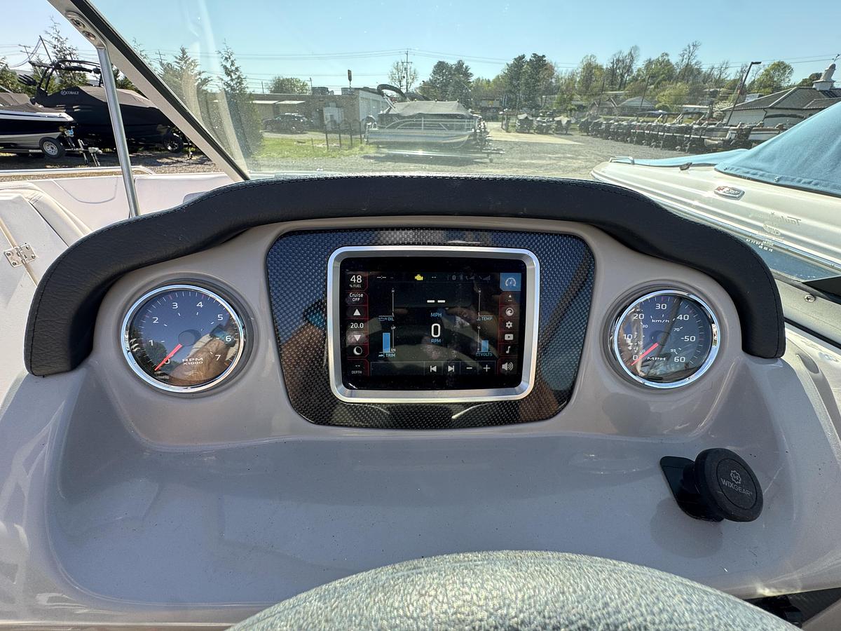 Used 2021 Chaparral 23 Surf