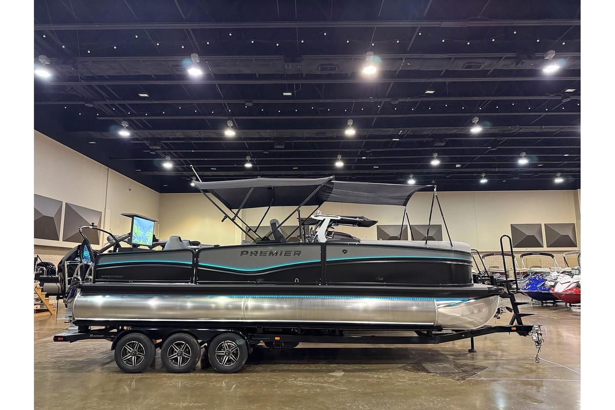 2025 Premier Solaris Rear Social