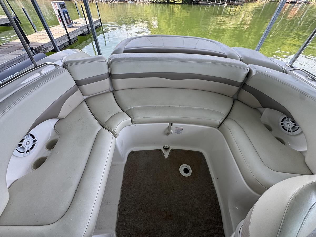 Used 2004 Chaparral 236 Sunesta