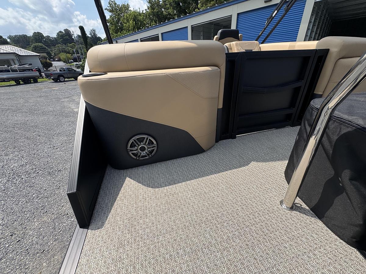 2027 Evotti 521QL 23.5 ft.