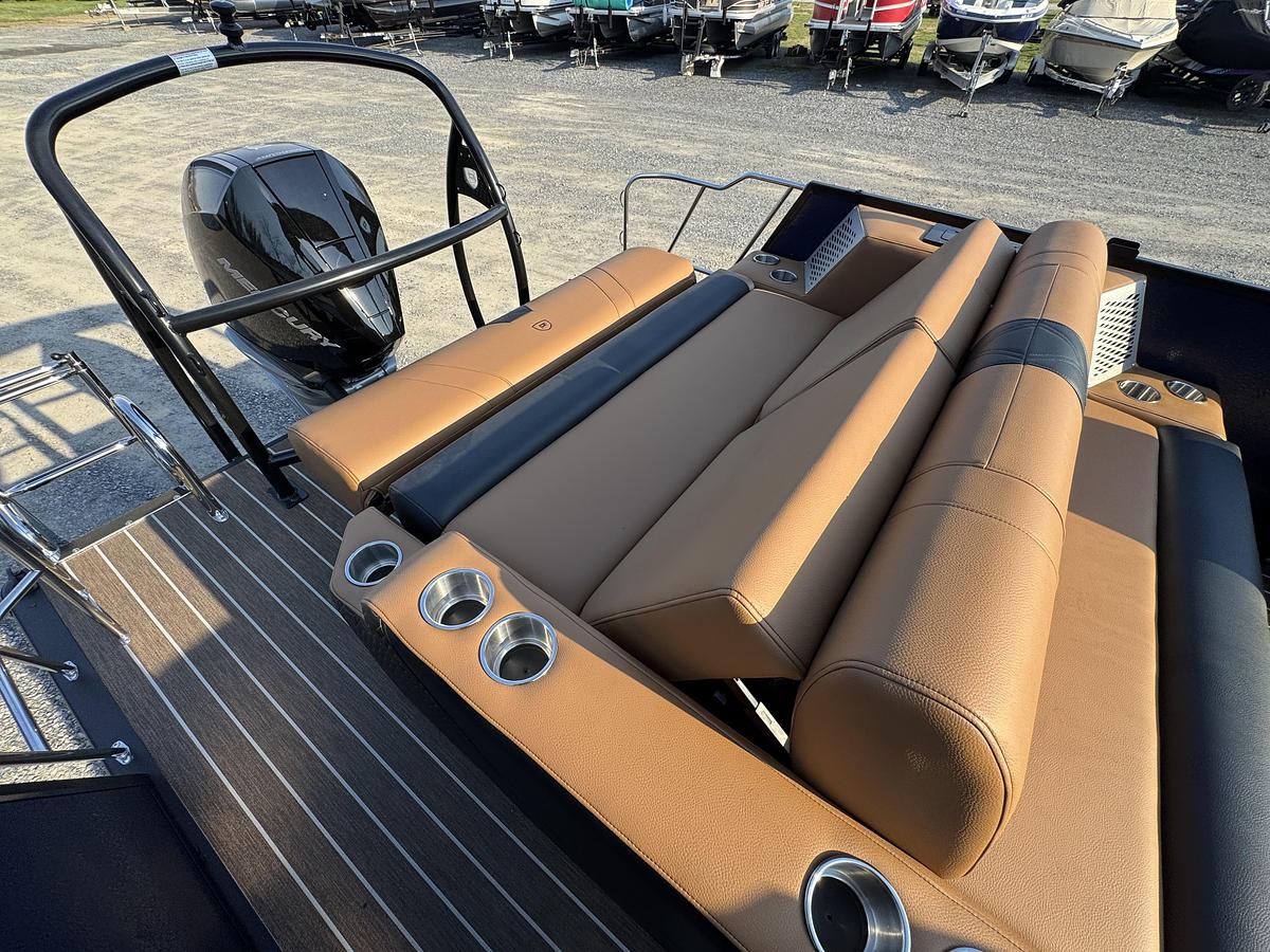 2026 Premier 250 Intrigue RL