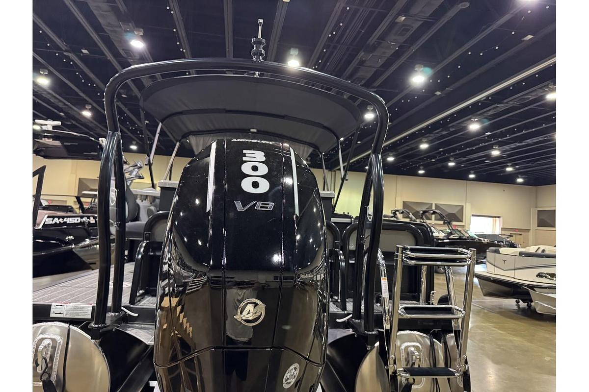 2025 Premier Solaris Rear Social