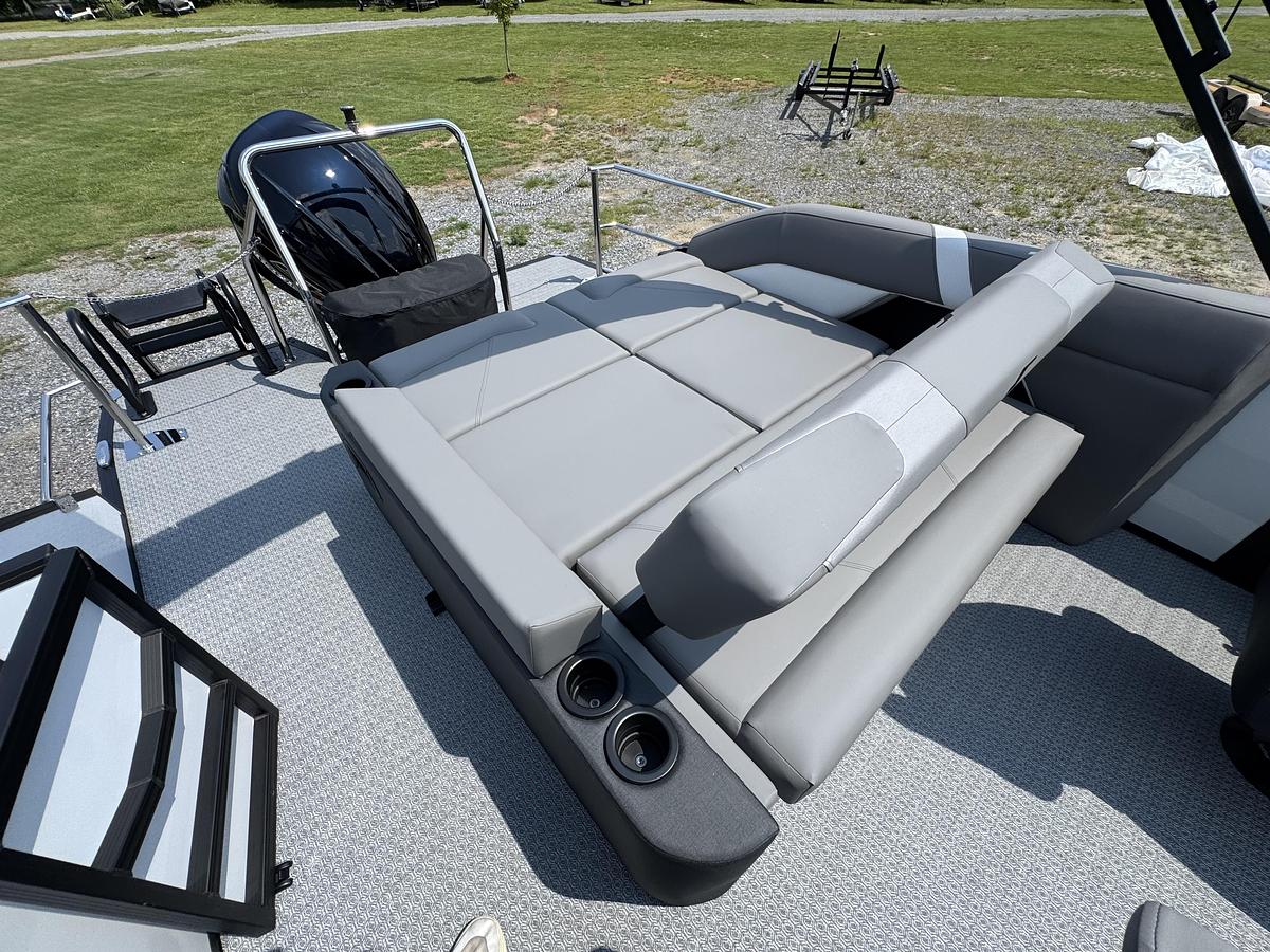 2027 Evotti 521CS 23.5 ft.