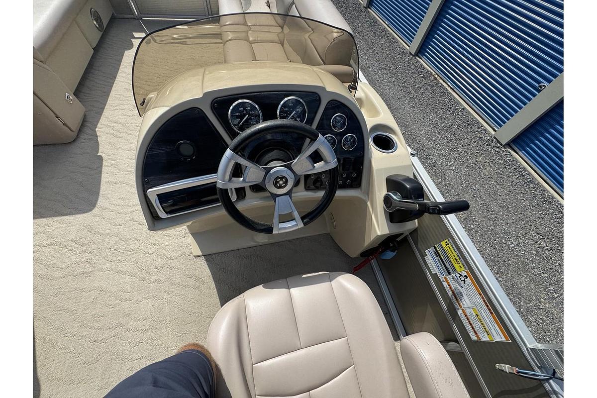 Used 2013 Sweetwater Sweetwater SW 2286