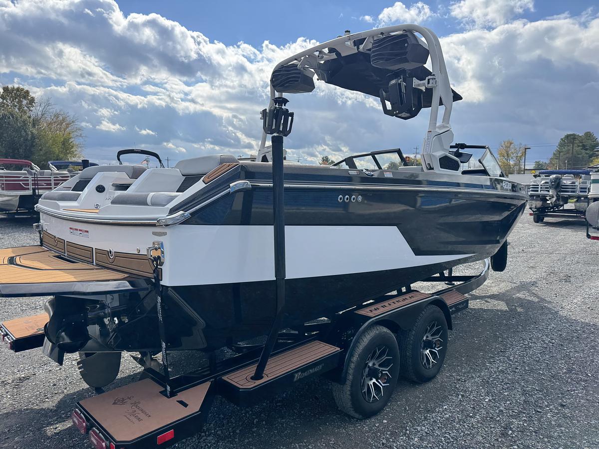 Used 2025 Nautique Super Air GS22