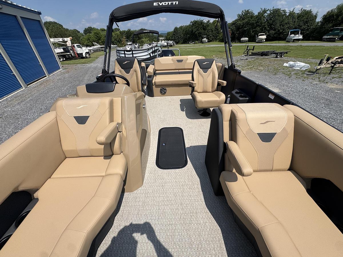 2027 Evotti 523CS 25.5 ft.