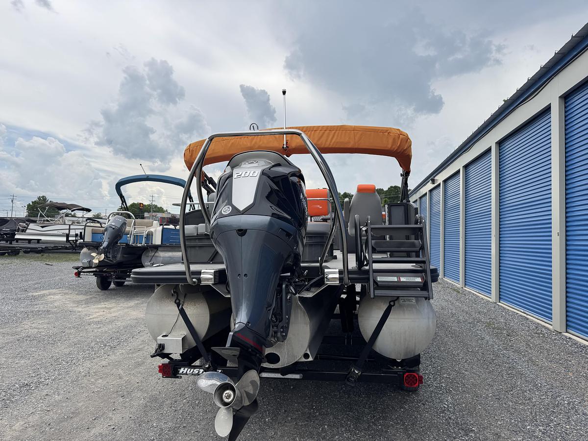 Used 2023 Bennington 22 SSB-SPS