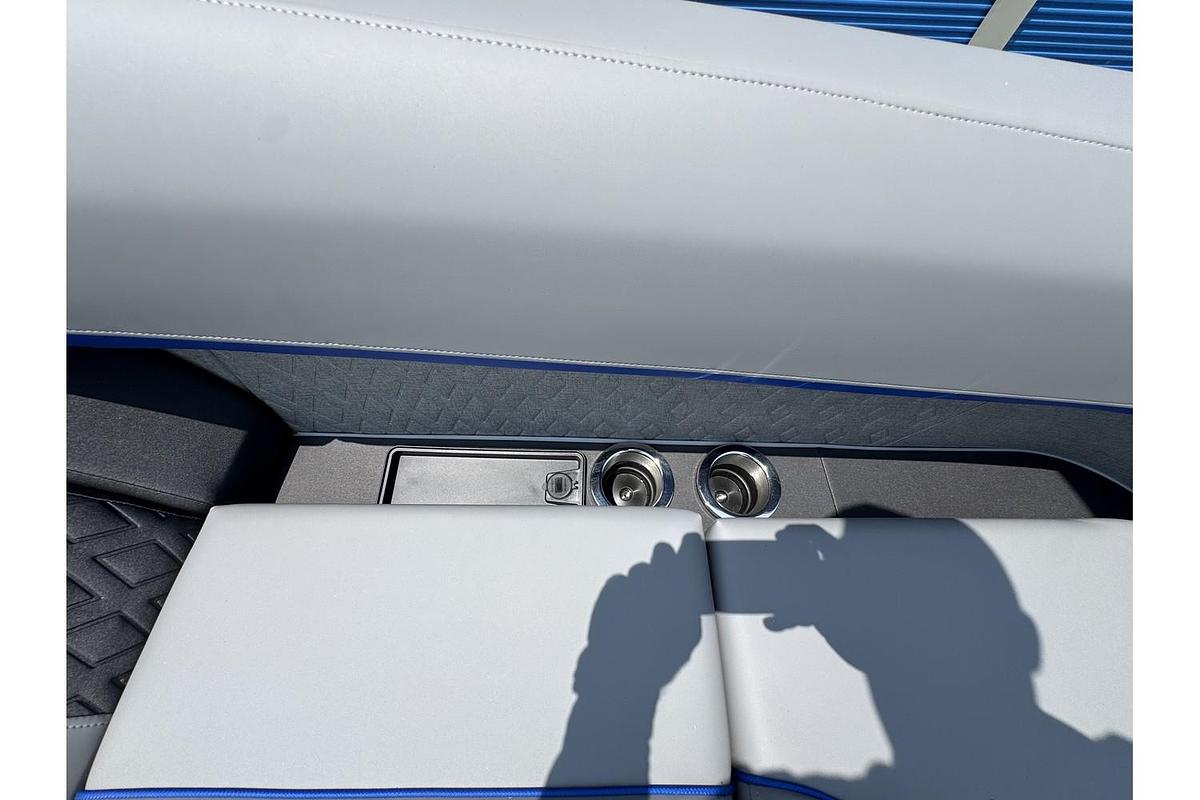 2025 Bennington 24 MFB