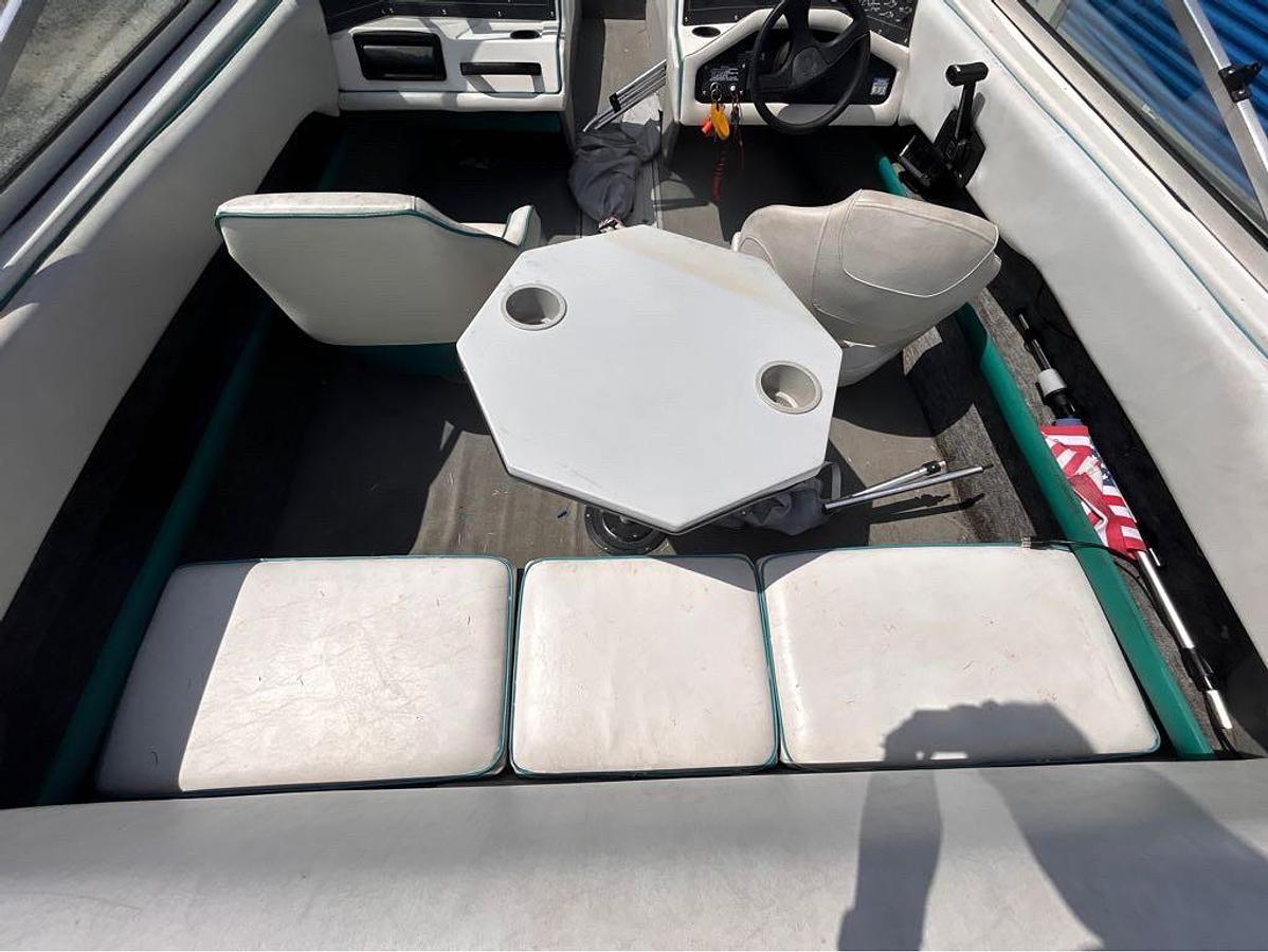 Used 1993 Seaswirl 190 SC