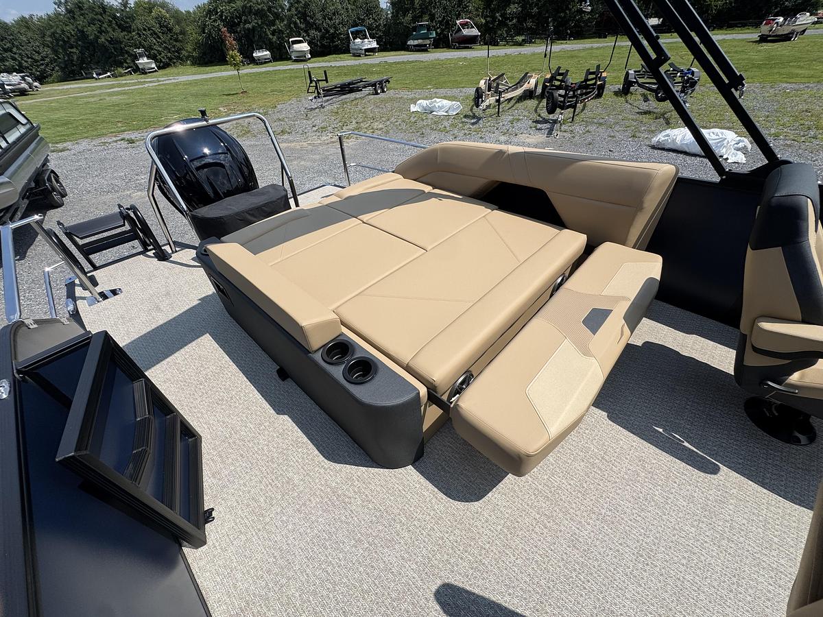 2027 Evotti 523CS 25.5 ft.