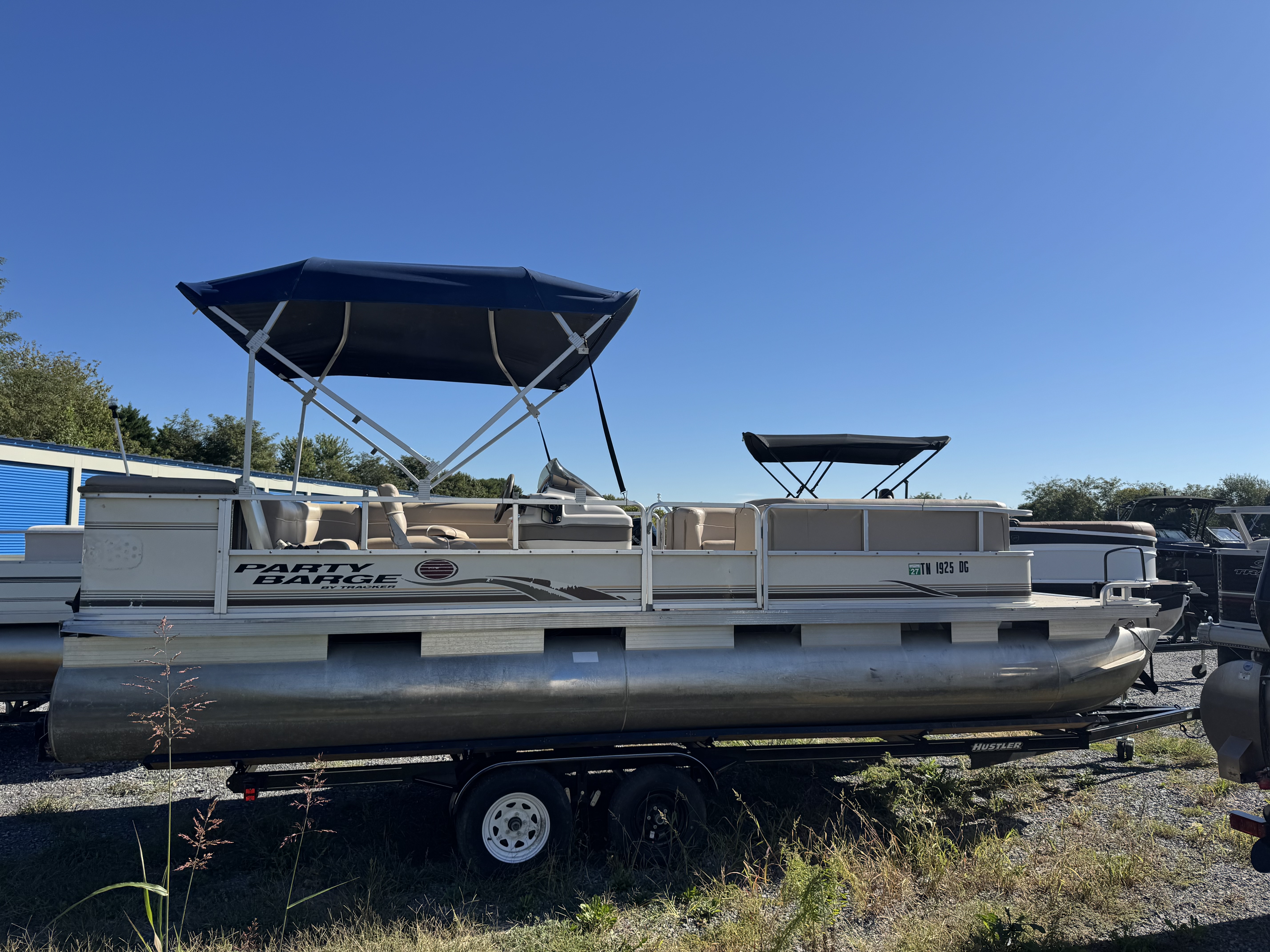 Used 2002 Sun Tracker 240 Party Barge
