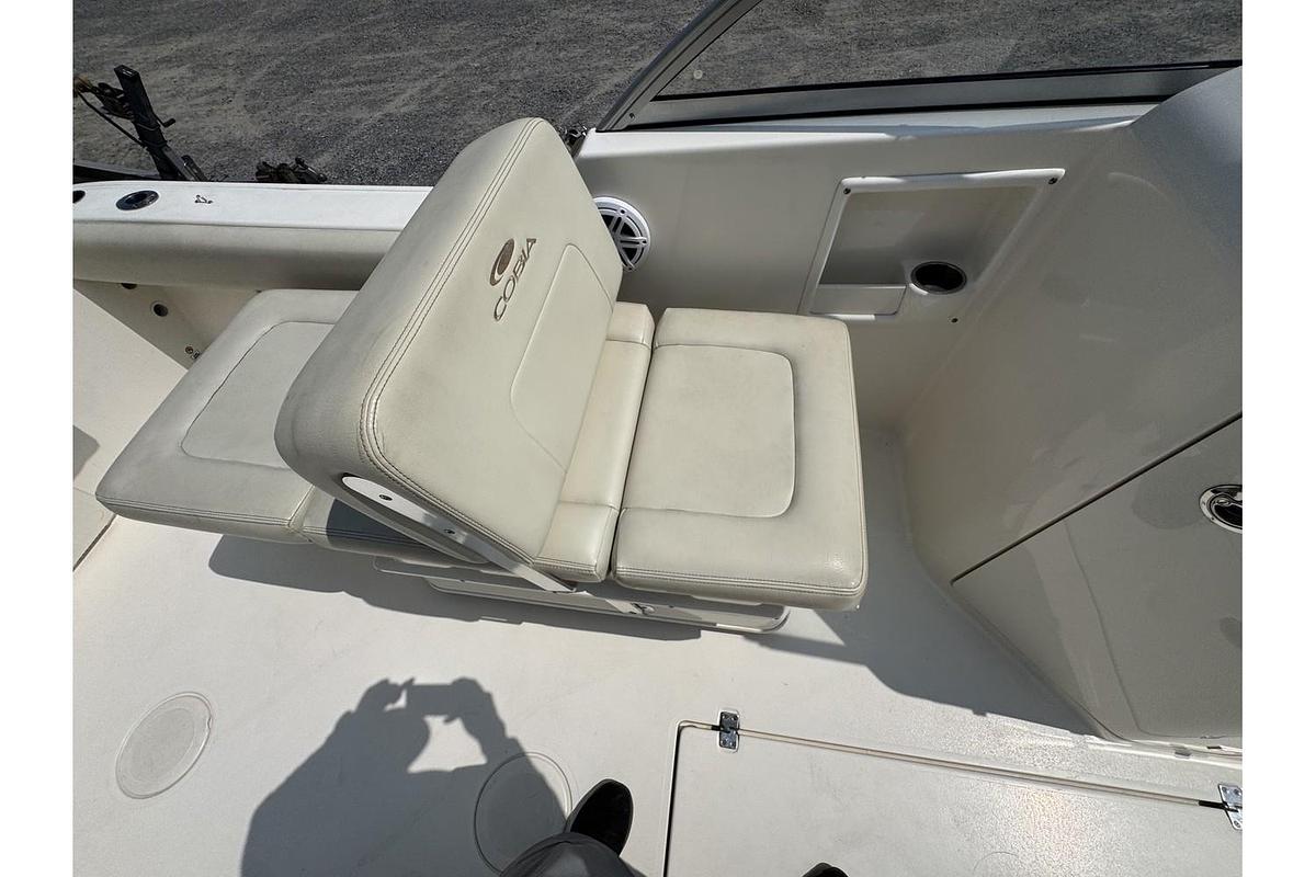 Used 2021 Cobia 220 DC