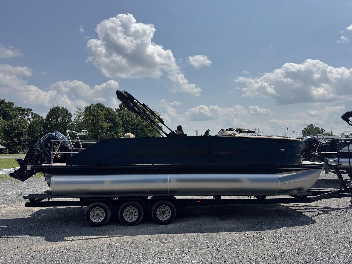 2027 Evotti 523CS 25.5 ft.