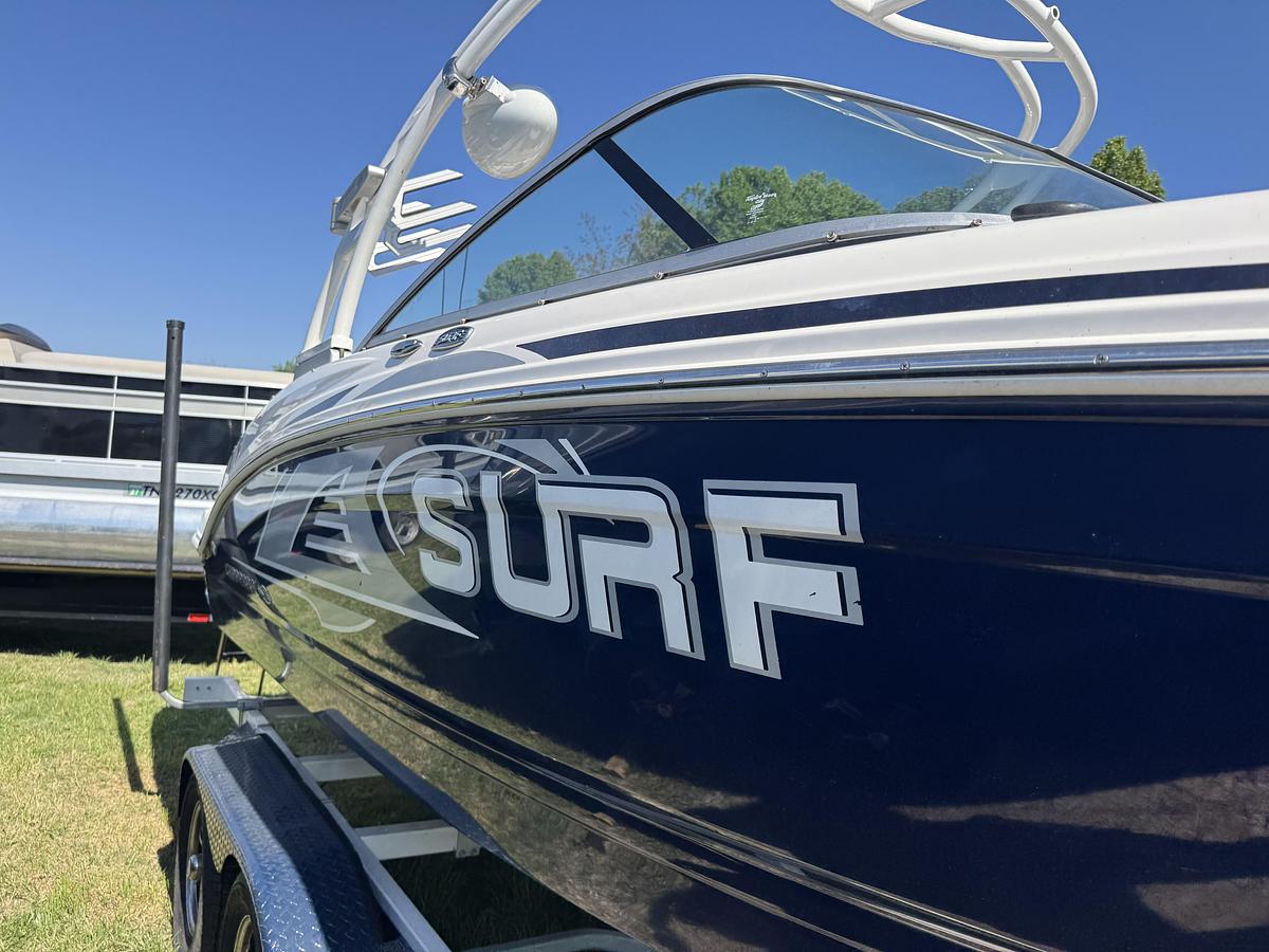 Used 2021 Chaparral 23 Surf