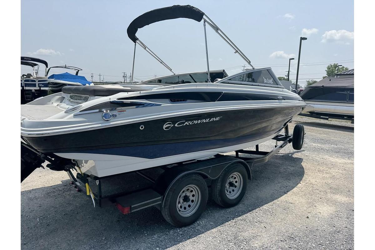 Used 2020 Crownline 225 SS